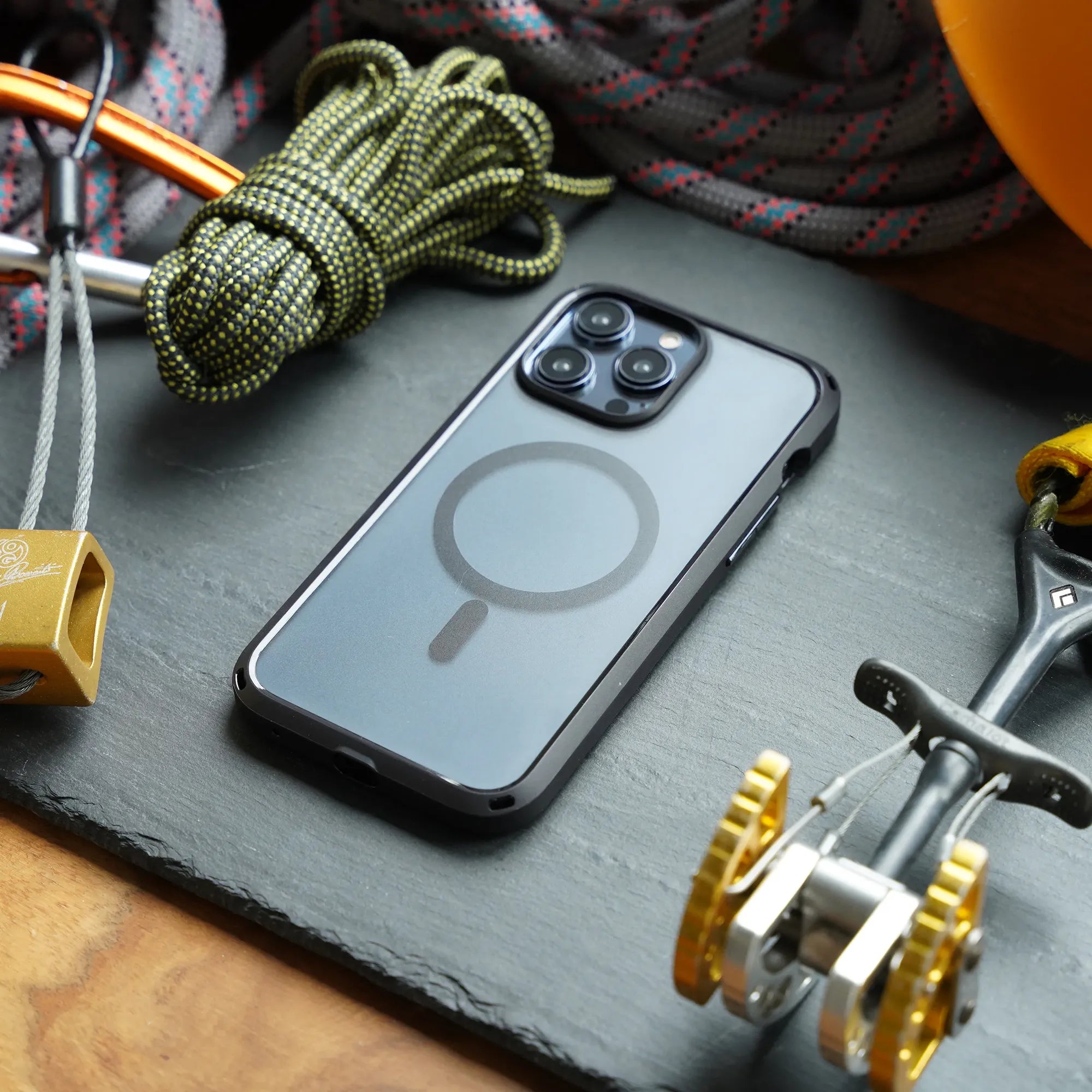 iPhone 15 Pro - Influence Case, MagSafe Compatible